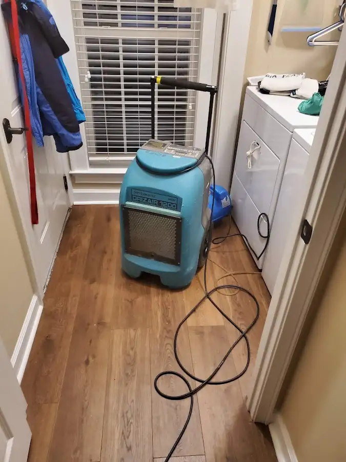 Commercial dehumidifier deployed for Flood Damage Cleanup in Eidson Road